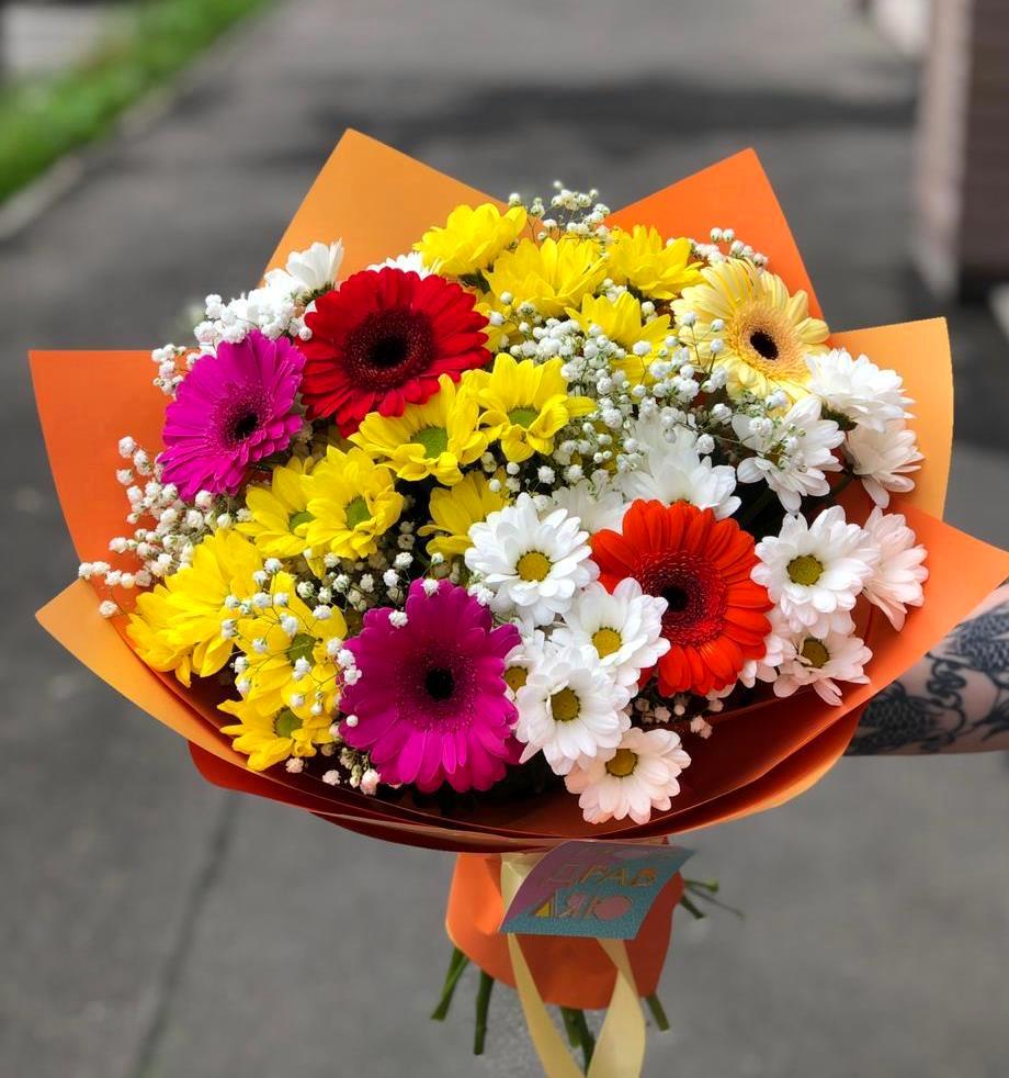 Букет цветов из: Герберы и Хризантемы в Терекли-Мектебе