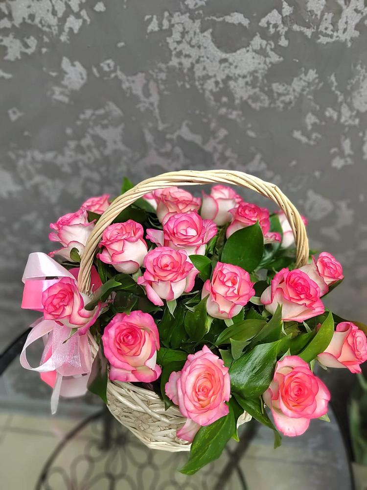 Цветочная композиция из Розы в корзине в Терекли-Мектебе