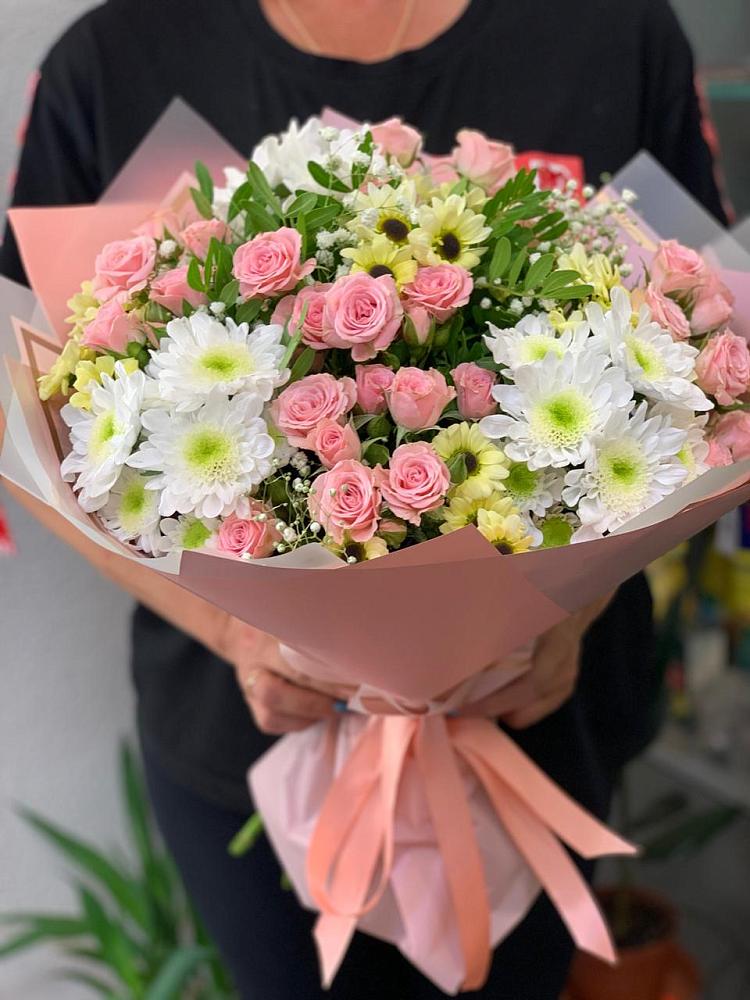 Букет цветов из: Розы и Хризантемы в Терекли-Мектебе