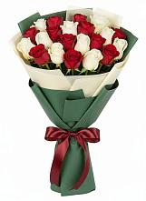 Букет Микс из красных и белых роз #REPLACE_PRED# Терекли-Мектебе