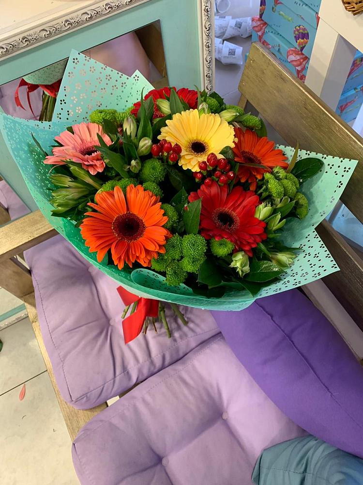 Букет цветов из: Герберы, Хризантемы и Альстромерии в Терекли-Мектебе