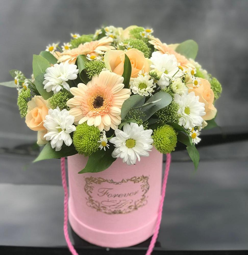 Цветочная композиция из Розы, Герберы и Хризантемы в шляпной коробке в Терекли-Мектебе