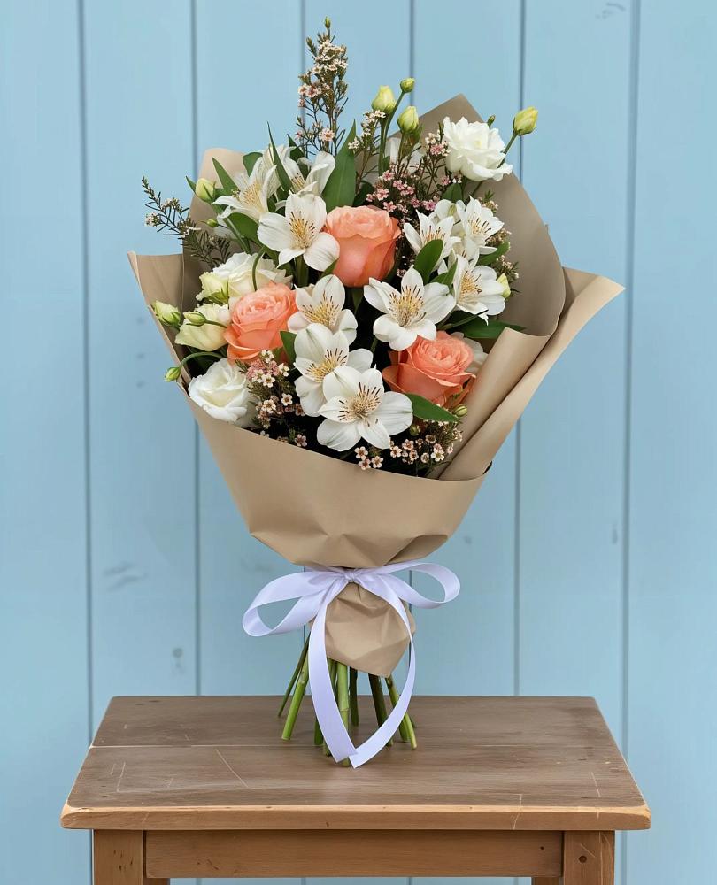 Букет цветов из: Альстромерии, Лизиантусы, Розы и Хризантемы в Терекли-Мектебе